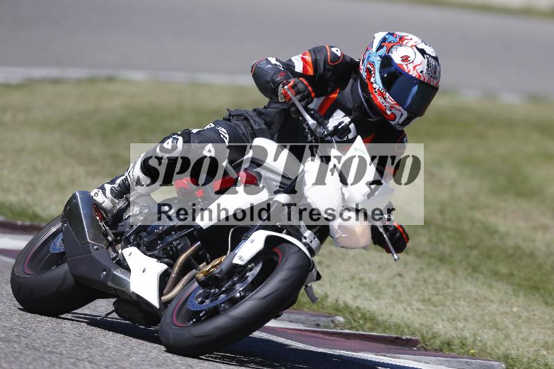 /15 22.05.2026  Plüss Moto Sport  Discover the Bike ADR /Gruppe gruen - Bike 1/4